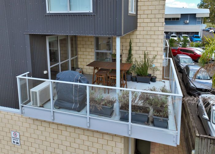  at 2/9 Vialou Street, Hamilton City Central, Hamilton, Waikato