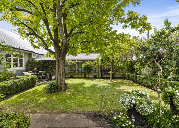  at 25A Edmund Street, Saint Heliers, Auckland