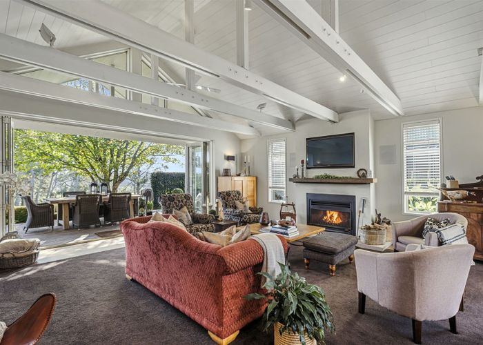  at 18 Beacon Road, Albany