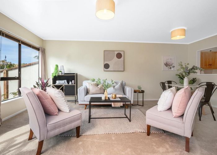  at 9E School Road, Plimmerton, Porirua