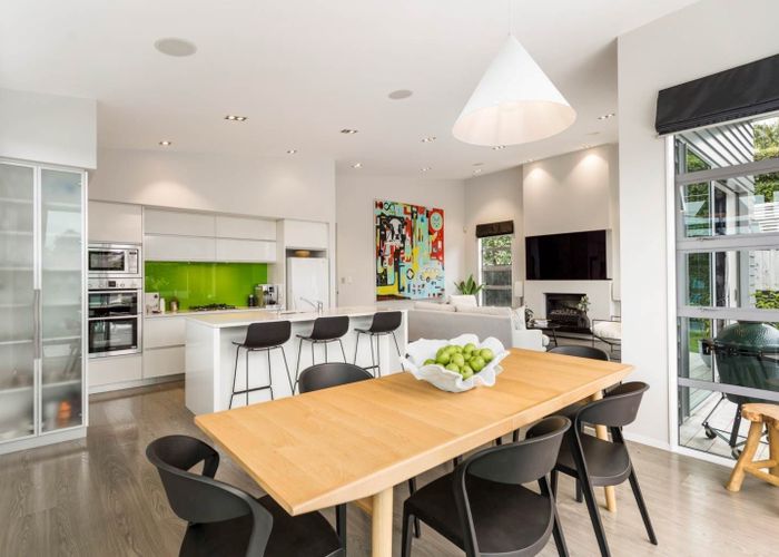  at 42 Livingstone Street, Westmere, Auckland