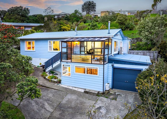  at 21 Inlet View, Titahi Bay, Porirua, Wellington