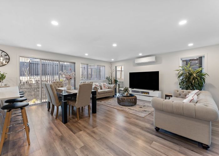  at 24 Glendene Avenue, Glendene, Waitakere City, Auckland