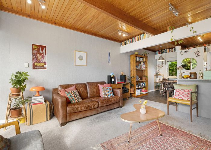  at 4/43 Fendalton Road, Fendalton, Christchurch