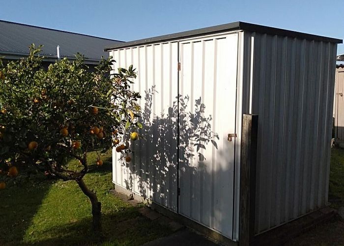  at 5 Evelyn Place, Welbourn, New Plymouth, Taranaki