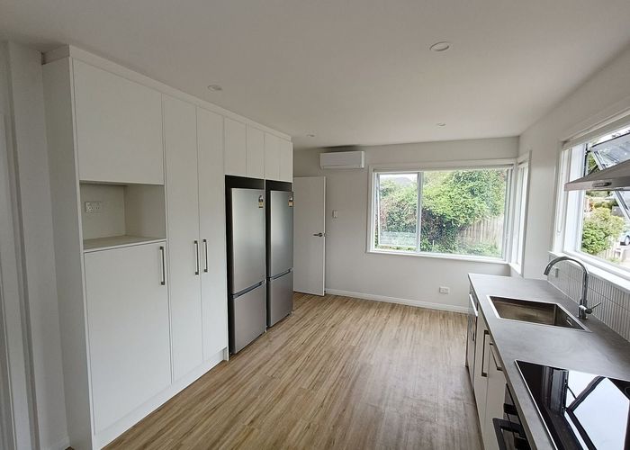  at 8 Lyall Place, Bryndwr, Christchurch