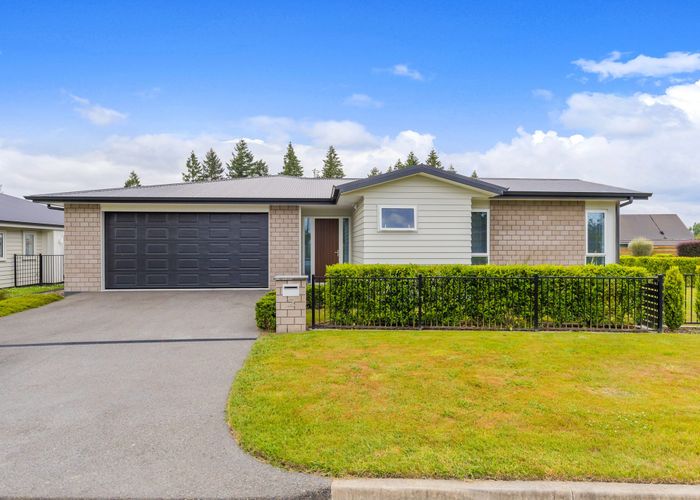  at 2 Bastille Court, Rangatira Park, Taupo