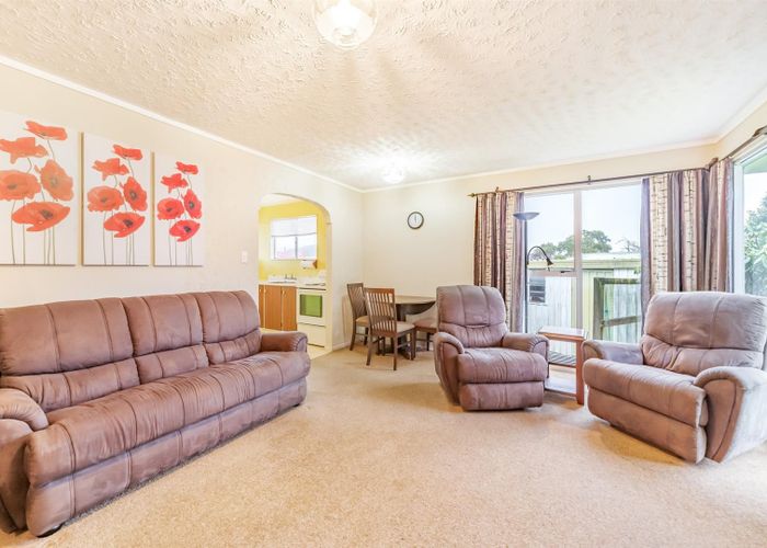  at 2/11 Topeka Grove, Totara Park, Upper Hutt