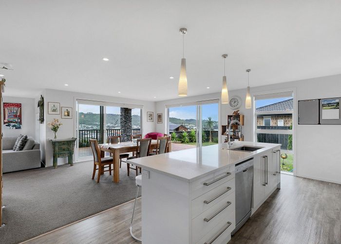  at 112 John Burke Drive, Aotea, Porirua