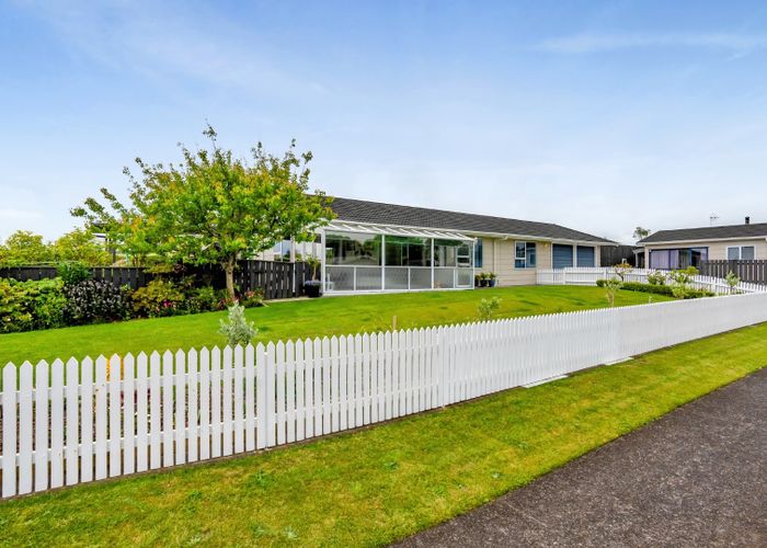  at 2 Gardenia Avenue, Bell Block, New Plymouth