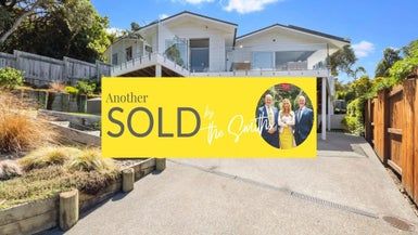  at 9 Barton Street East, Blockhouse Bay, Auckland