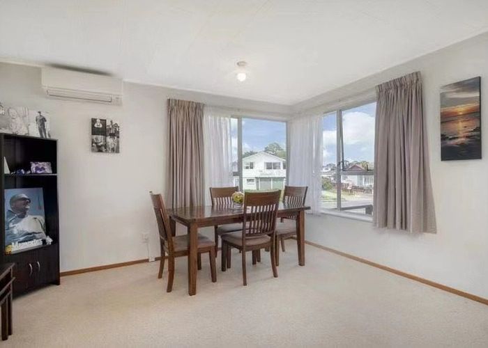  at 11 Hope Farm Ave, Pakuranga Heights, Manukau City, Auckland