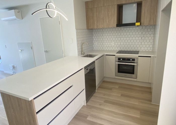  at 19C Chislehurst Street, Henderson, Waitakere City, Auckland