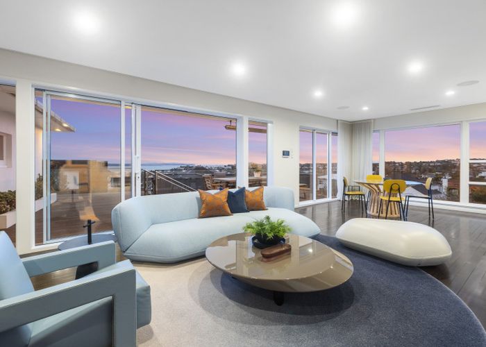  at 24 Sprott Road, Kohimarama, Auckland
