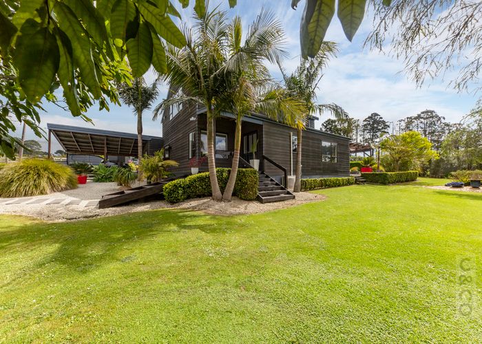  at 206 Waitakere Road, Waitākere, Auckland