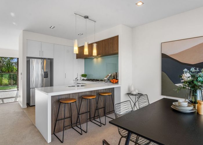  at 100 Naples Way, Albany, North Shore City, Auckland