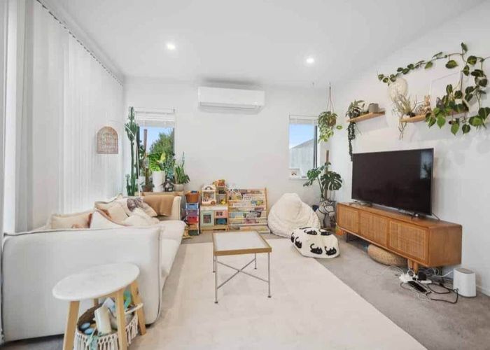  at 1B Robin Lane, Browns Bay, North Shore City, Auckland