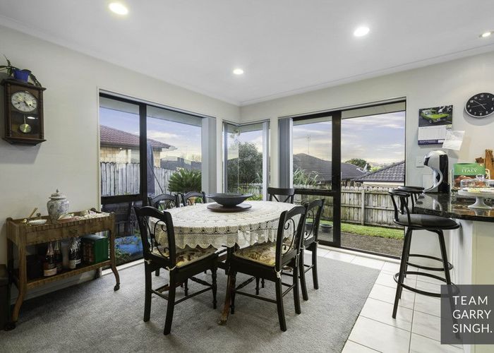  at 15 Nanleen Rise, Manurewa, Auckland
