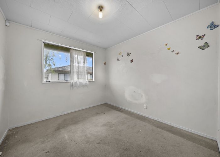  at 2/30 Kennington Drive, Clendon Park, Manukau City, Auckland