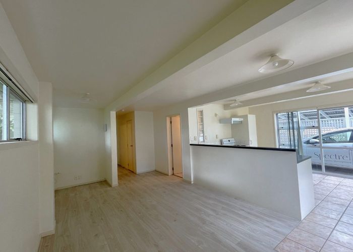  at 41 Vina Place, Massey, Auckland