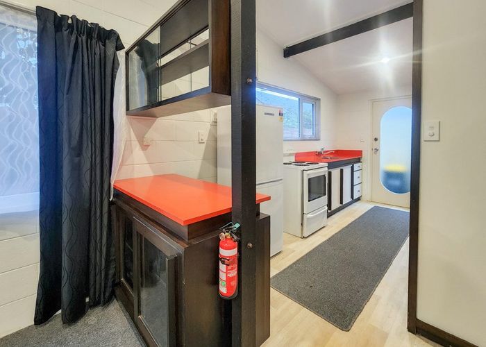  at 2/589 Barbadoes Street, Edgeware, Christchurch City, Canterbury