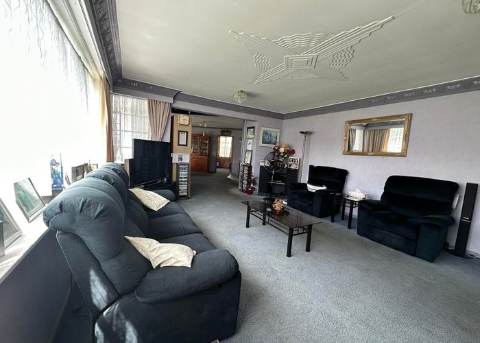  at 22 Stokes Valley Road, Stokes Valley, Lower Hutt, Wellington