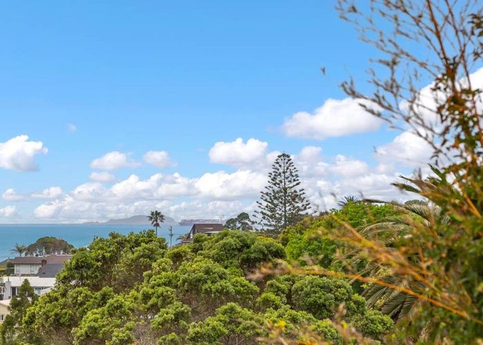  at 26A Kiteroa Terrace, Rothesay Bay, North Shore City, Auckland