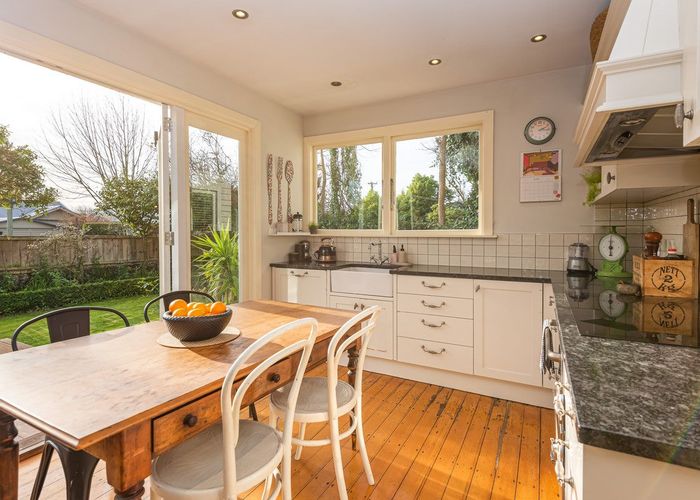  at 10 Paparoa Street, Papanui, Christchurch