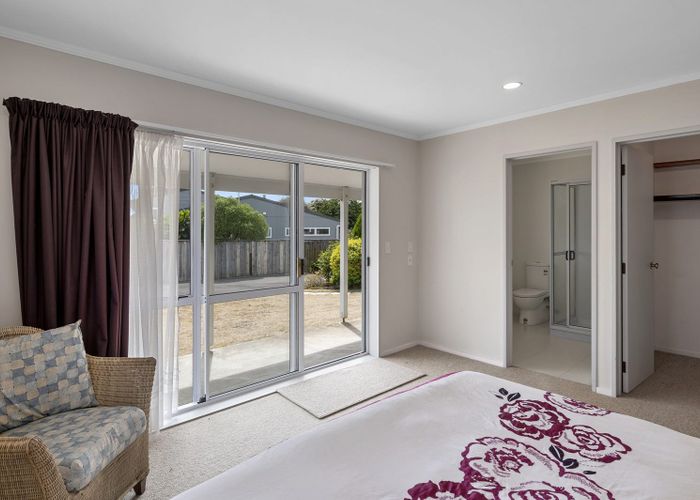  at 23 Tobys Way, Waikanae Beach, Waikanae