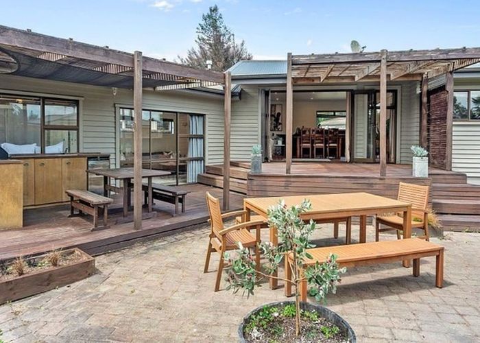  at 42 Tomin Road (C), Glenview, Hamilton, Waikato