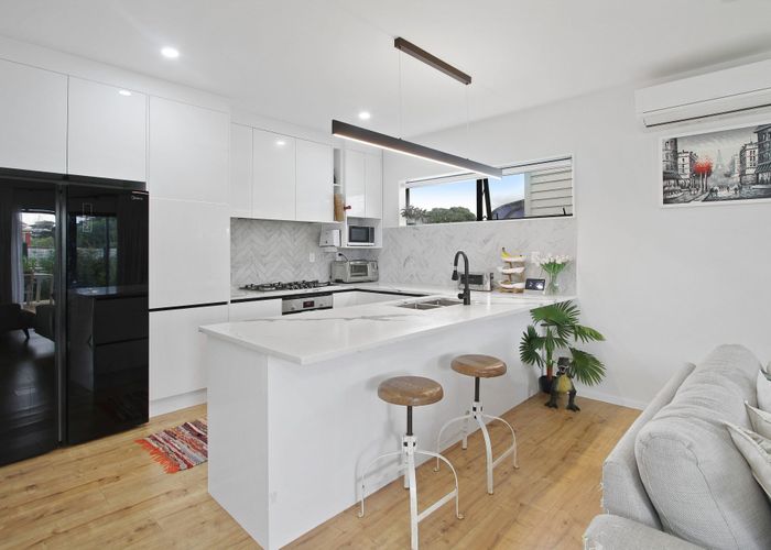  at 193 Wallace Road, Mangere Bridge, Auckland