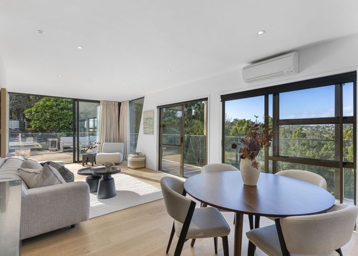 at 42C Island Bay Road, Beach Haven, North Shore City, Auckland