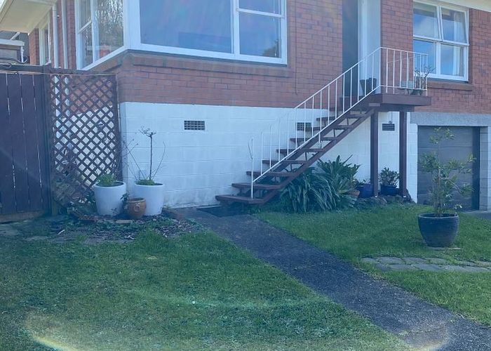  at 1/12 Gladys Avenue, Glenfield, North Shore City, Auckland