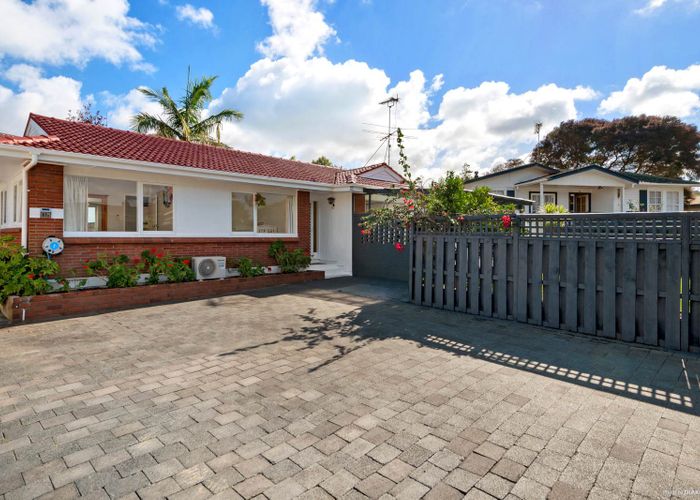  at 1/67 Cascades Road, Pakuranga Heights, Auckland