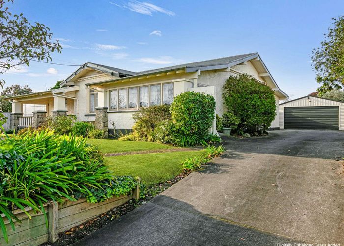  at 28 Carlton Avenue, Gonville, Whanganui, Manawatu / Whanganui