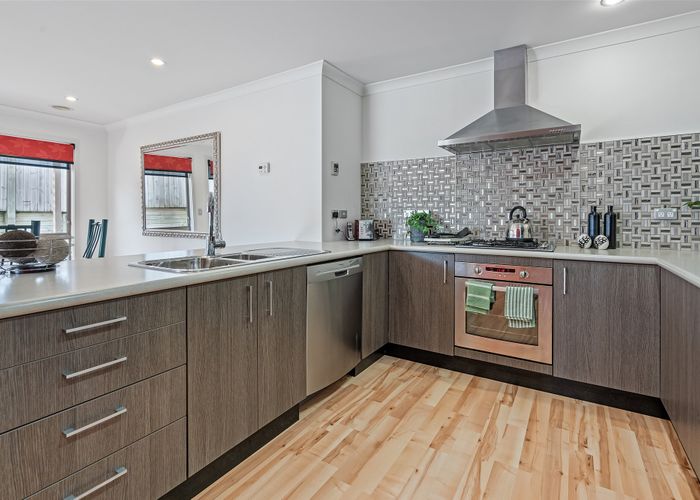  at 43 Nelson Avenue, Aotea, Porirua