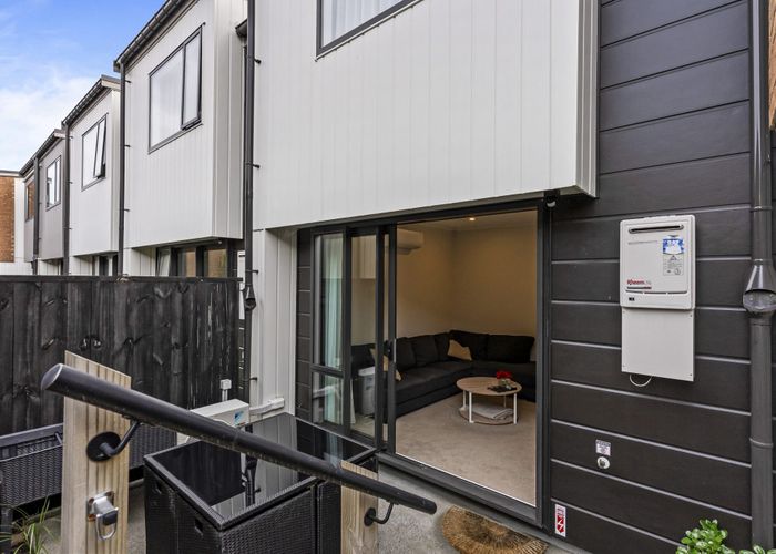  at 153 Glenvar Ridge Road, Long Bay, North Shore City, Auckland