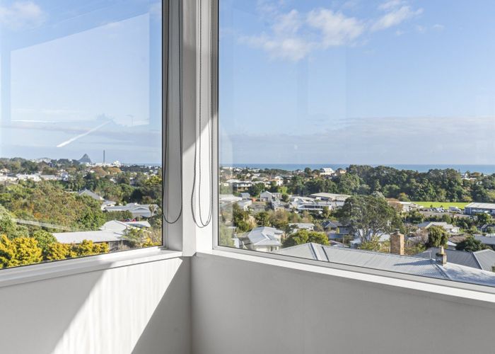 at 49 Queens Road, Glen Avon, New Plymouth, Taranaki