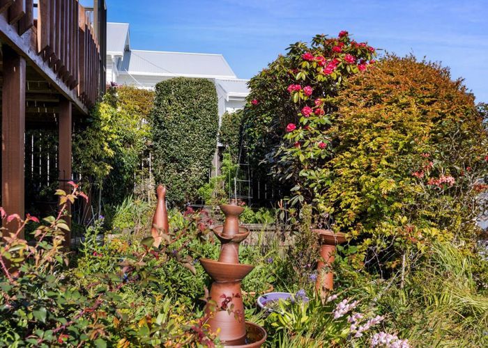  at 16 Dorset Avenue, Westown, New Plymouth