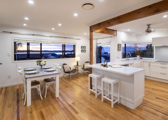  at 17A Lynton Road, Bucklands Beach, Manukau City, Auckland