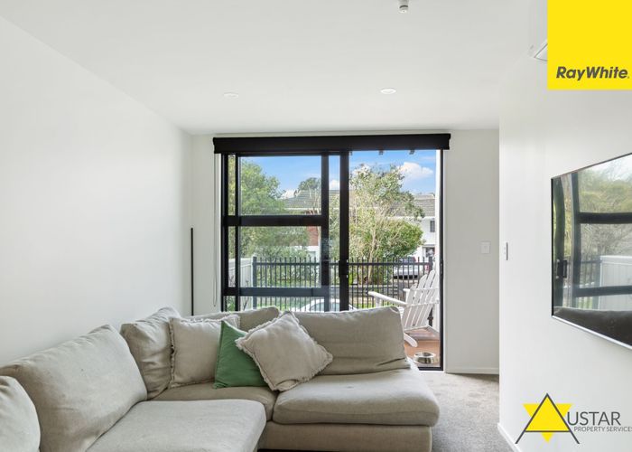  at 3/5 Dellwood Avenue, Henderson, Waitakere City, Auckland