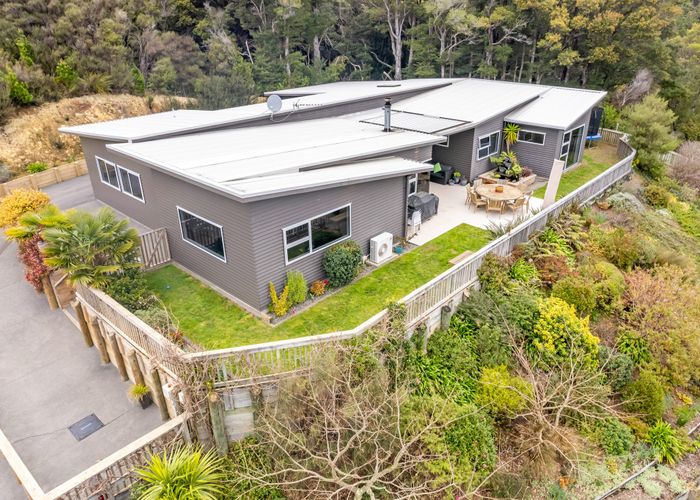  at 35 Mt Marua Drive, Timberlea, Upper Hutt