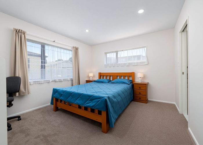  at 93 Waitaki Street, Henderson, Waitakere City, Auckland