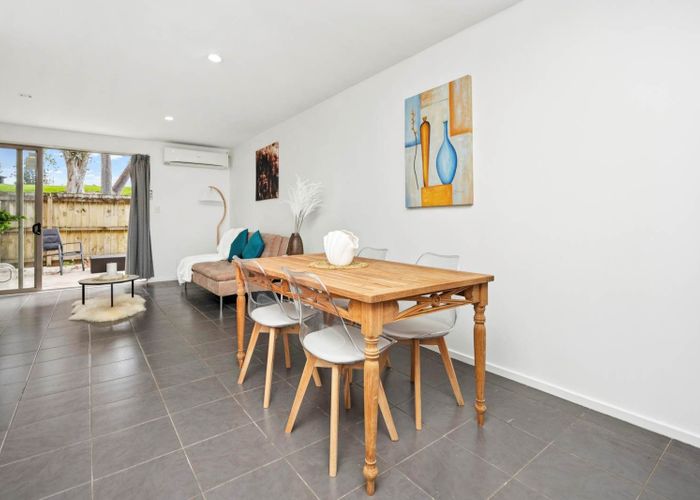 at 8/85 Portage Road, New Lynn, Waitakere City, Auckland
