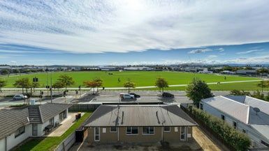  at 2/422 WILSONS ROAD, Waltham, Christchurch