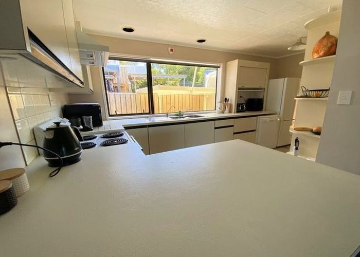  at 8 Derwent Street, Helensburgh, Dunedin, Otago