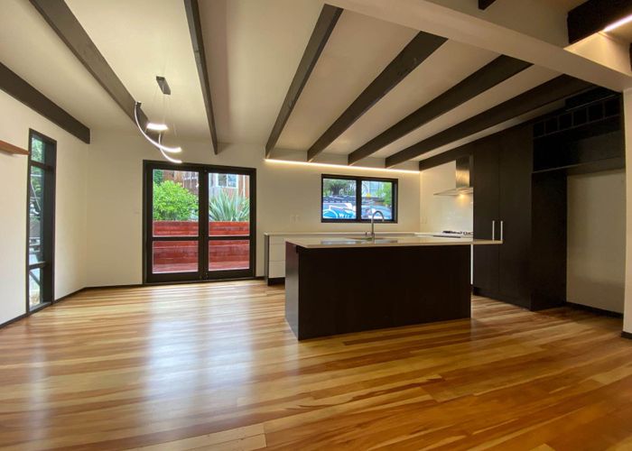  at 17 Anakiwa Place, Milford, North Shore City, Auckland