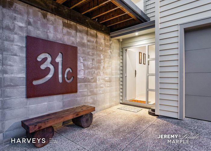  at 31C Woodfern Crescent, Titirangi, Auckland