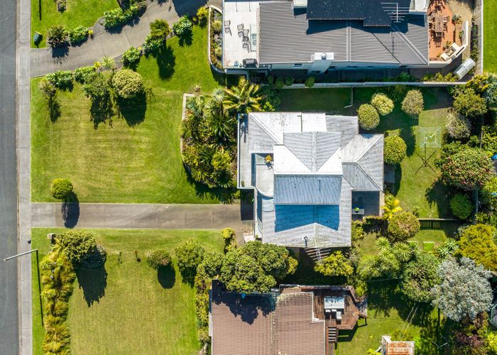  at 27 De Luen Avenue, Tindalls Beach, Whangaparaoa