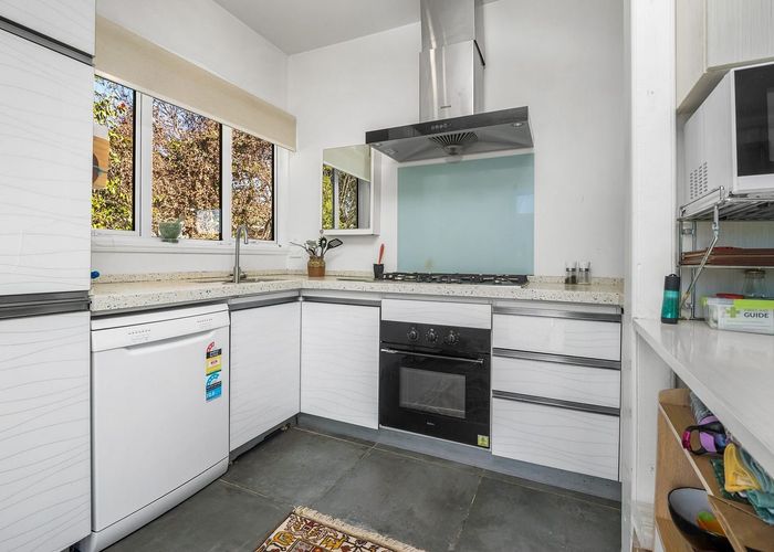  at 9 Piko Crescent, Riccarton, Christchurch City, Canterbury